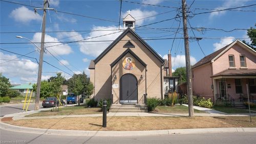 2-130 Elgin St, Brantford, ON, N3S5A5 | Card Image