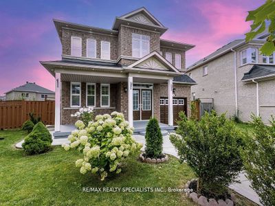 24 Seahorse Ave, House other with 3 bedrooms, 4 bathrooms and 3 parking in Brampton ON | Image 2