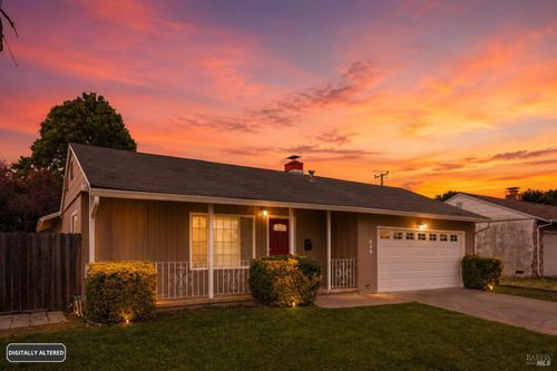 868 Ashwood Ave, Vallejo, CA, 94591-5615 | Card Image