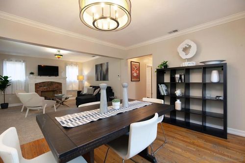 3973 8th Ave, San Diego, CA, 92101 | Card Image