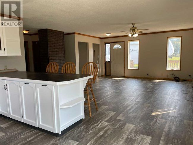 842070 Range Rd, Home with 3 bedrooms, 2 bathrooms and null parking in Fairview AB | Image 10