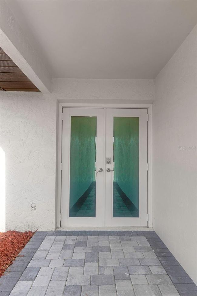 6508 Senegal Palm Way, House other with 3 bedrooms, 2 bathrooms and null parking in APOLLO BEACH FL | Image 5