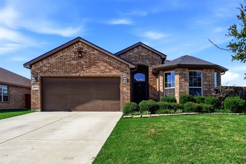 1833 Creekwood Dr, Cleburne, TX, 76033-1229 | Card Image