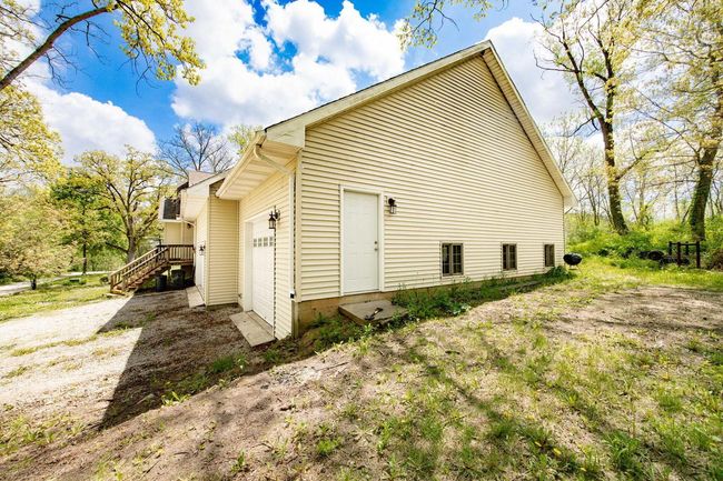 W8839 Hickory Road, House other with 3 bedrooms, 2 bathrooms and null parking in RICHMOND WI | Image 4