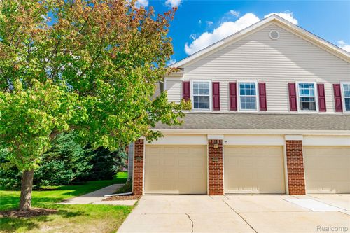 307 Victoria Dr, Dexter, MI, 48130-2201 | Card Image
