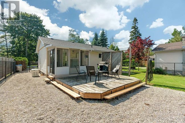 7 Andrew Cres, House other with 2 bedrooms, 1 bathrooms and 6 parking in Goderich ON | Image 27