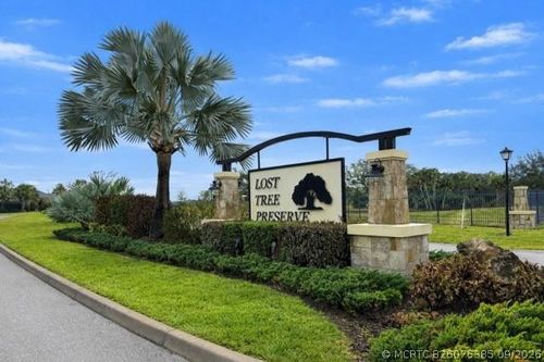 6740 Rumine Cir, Vero Beach, FL, 32967-5439 | Card Image
