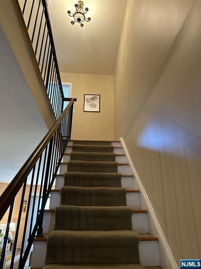 181 Long Hill Rd, House attached with 2 bedrooms, 3 bathrooms and null parking in Little Falls NJ | Image 16