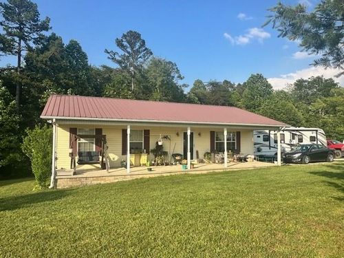 832 Fritzsche Loop, Jamestown, TN, 38556-2593 | Card Image