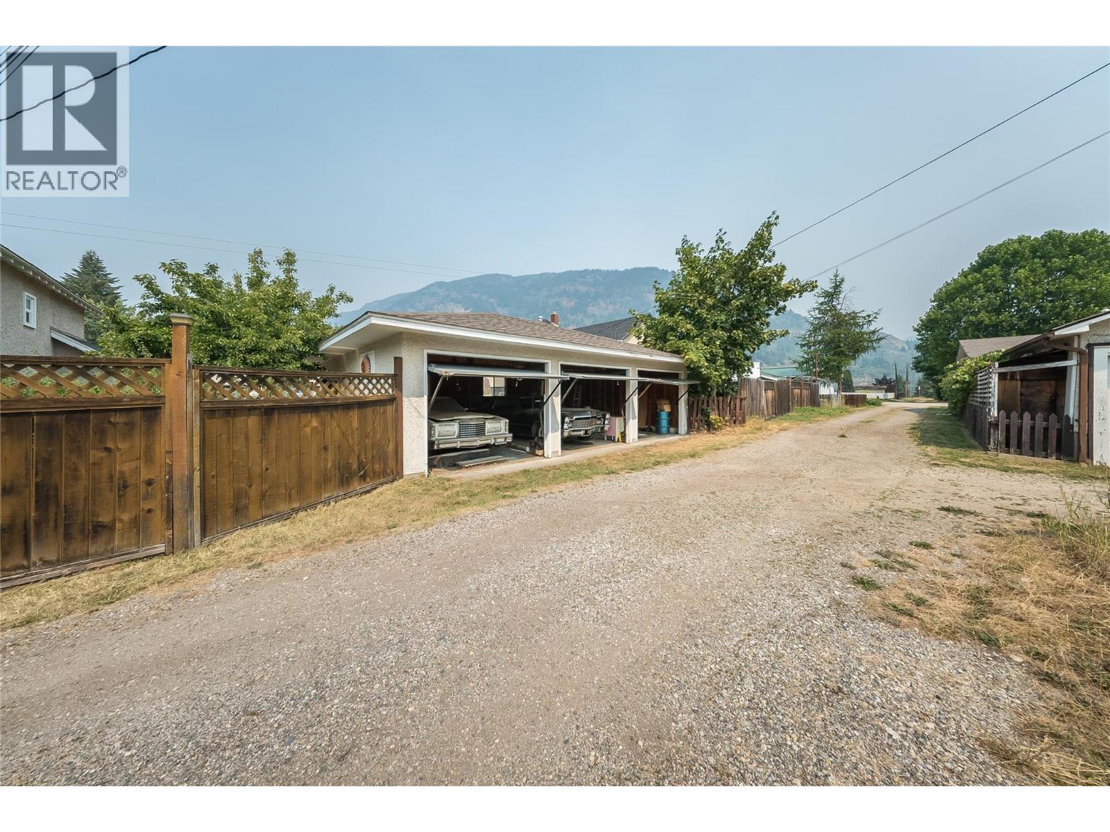 Residential in Castlegar 3