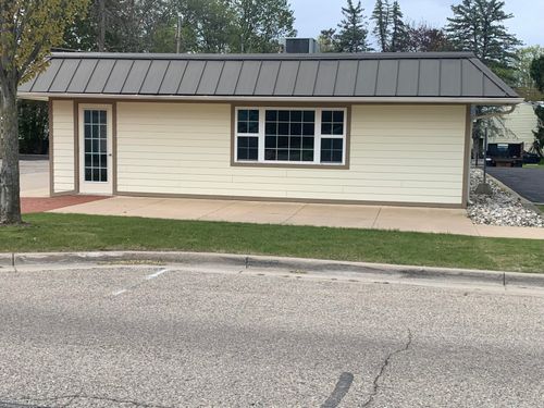 215 E Edgerton Street, Howard City, MI, 49329 | Card Image