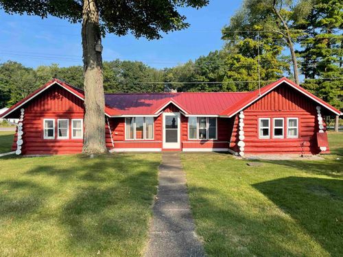 464 N Huron Rd, Au Gres, MI, 48703-9618 | Card Image