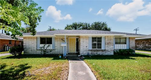 4649 Bonner Dr, Corpus Christi, TX, 78411-4910 | Card Image