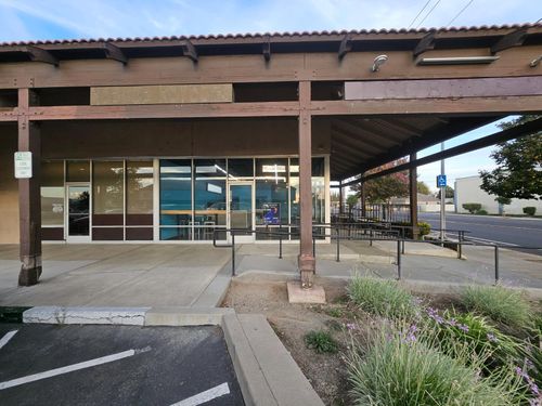 1114 N Main St, Manteca, CA, 95336-3208 | Card Image