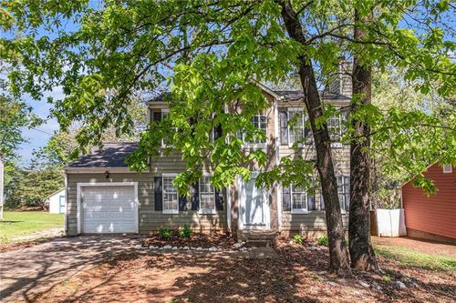 3742 Linecrest Rd, Ellenwood, GA, 30294-1952 | Card Image