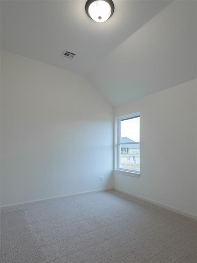 12129 Sw 45 Th Ter, House other with 4 bedrooms, 2 bathrooms and null parking in Mustang OK | Image 35