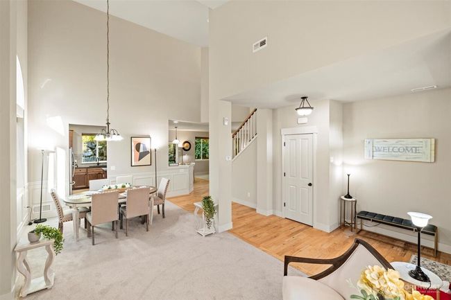 New Carpet, Vaulted ceilings | Image 6