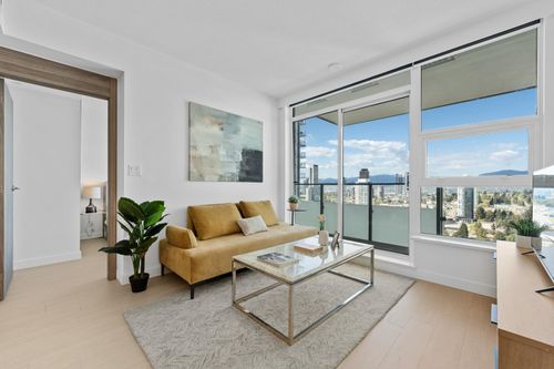 2910-13768 100 Ave, Surrey, BC, V3T0V2 | Card Image