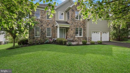 2270 Hedgerow Ln, FURLONG, PA, 18925-1188 | Card Image