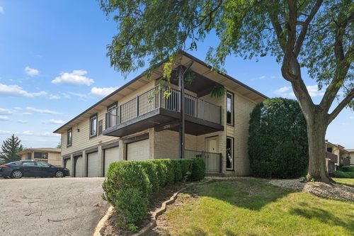 5-15701 Orlan Brook Dr, Orland Park, IL, 60462-7965 | Card Image