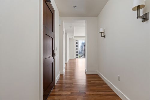 1502-98 San Jacinto Blvd, Austin, TX, 78701-4082 | Card Image