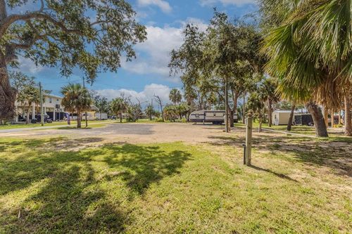 12 9th Ave W, Horseshoe Beach, FL, 32648 | Card Image