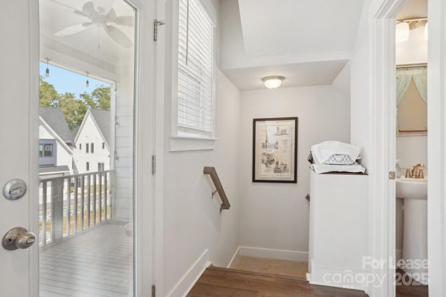 562 Amalfi Dr, Townhouse with 4 bedrooms, 4 bathrooms and null parking in Davidson NC | Image 16