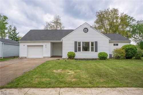 636 Page St, Ravenna, OH, 44266-2830 | Card Image