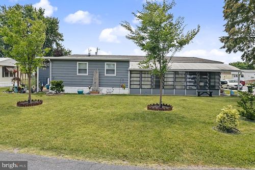 801 9th Ave, WILMINGTON, DE, 19808-4923 | Card Image