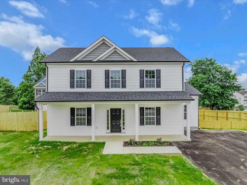 617 Hack Wilson Way, MARTINSBURG, WV, 25401-4375 | Card Image