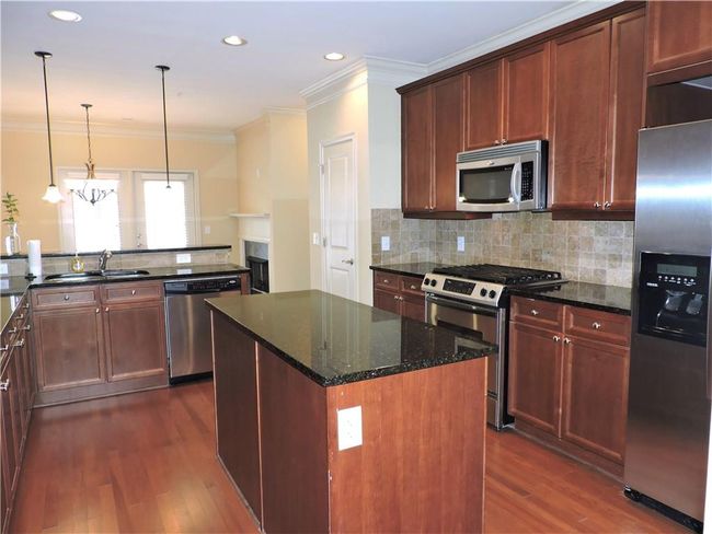322 Perimeter Walk, Townhouse with 3 bedrooms, 3 bathrooms and null parking in Dunwoody GA | Image 8