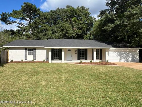 5726 Medallion Dr, Jackson, MS, 39211-3121 | Card Image