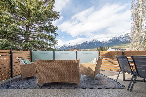 2-729 7 St, Canmore, AB, T1W2C3 | Card Image