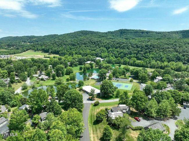 55 Grove Hill Rd, House other with 3 bedrooms, 4 bathrooms and null parking in Kingsport TN | Image 77