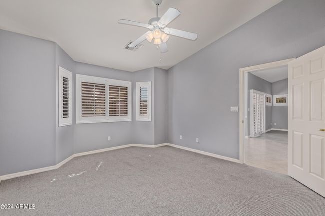 ENTRANCE FROM DINING ROOM WITH NEW PAINT | Image 26