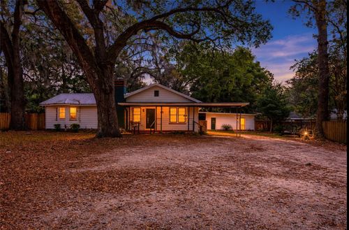 779 Nw 37th St, GAINESVILLE, FL, 32607-2456 | Card Image