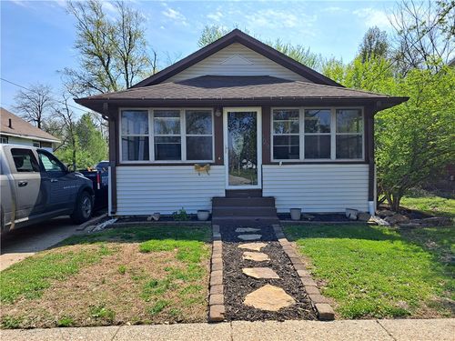 109 W Ash St, Robinson, IL, 62454-2303 | Card Image