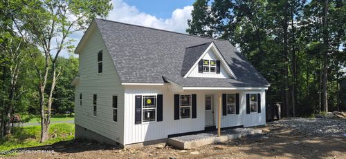 151 Rosewood Ln, East Stroudsburg, PA, 18301-7776 | Card Image