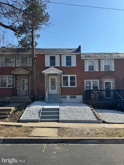 2137 Kensington St, HARRISBURG, PA, 17104-2028 | Card Image