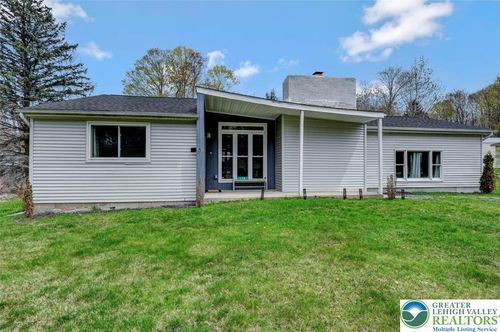 134 Altemose Rd, Pocono Lake, PA, 18347-7702 | Card Image