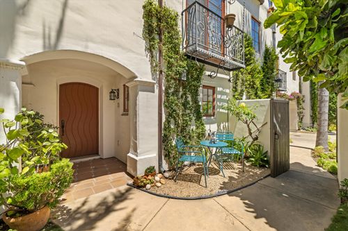 b-218 Santa Barbara St, Santa Barbara, CA, 93101-1865 | Card Image