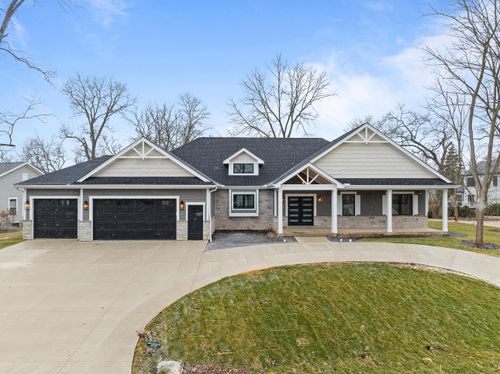 1620 Prestwick Dr, Lake Geneva, WI, 53147-4914 | Card Image