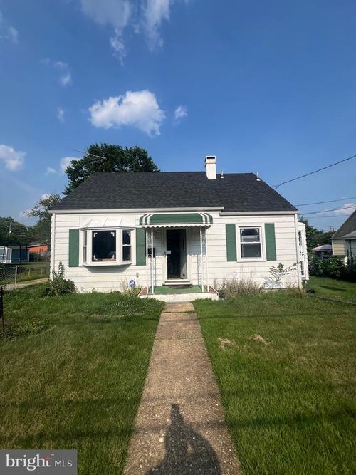 603 64th Pl, CAPITOL HEIGHTS, MD, 20743-1706 | Card Image