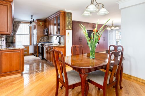 1p-1625 Emmons Ave, Brooklyn, NY, 11235-2771 | Card Image