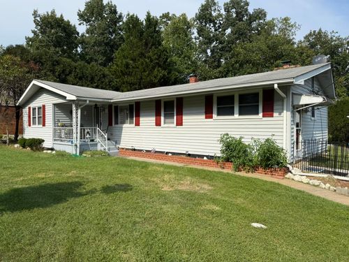 315 Wintergreen Ave, Clifton Forge, VA, 24422-3715 | Card Image