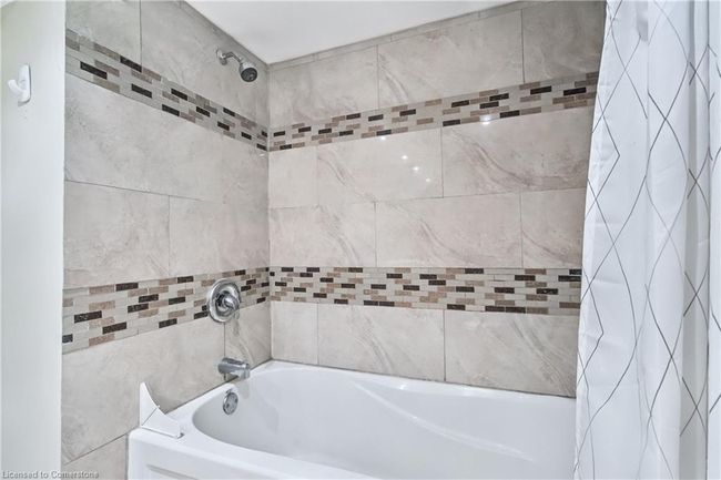 204 Herkimer St, Home with 5 bedrooms, 4 bathrooms and 2 parking in Hamilton ON | Image 36