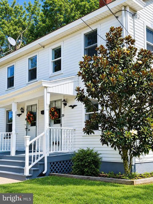 39 Hamilton St, ALLENTOWN, NJ, 08501-1640 | Card Image