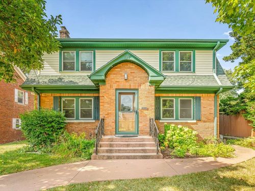 317 Saint Louis Ave, Rockford, IL, 61104-1522 | Card Image