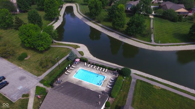 7433 Prairie Lake Dr, Condo with 1 bedrooms, 2 bathrooms and null parking in Indianapolis IN | Image 24