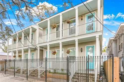 2211-2211 Louisiana Ave, New Orleans, LA, 70115-5732 | Card Image